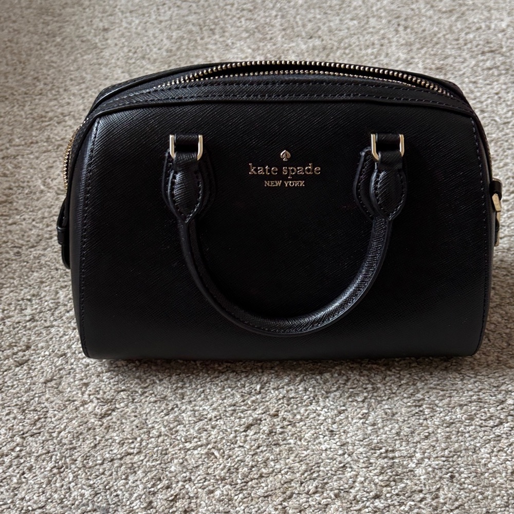 Kate Spade Madison Dolly Duffle Crossbody Black Satchel Bag in Saffiano leather
